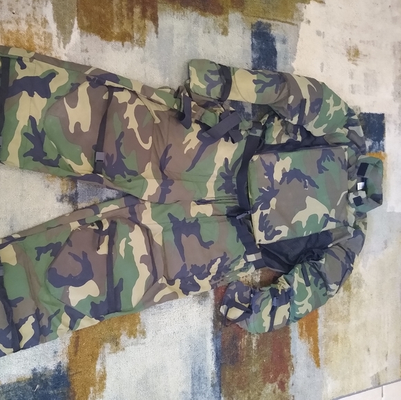 Field Armor Protective Exoskeleton - Picture 3 of 12